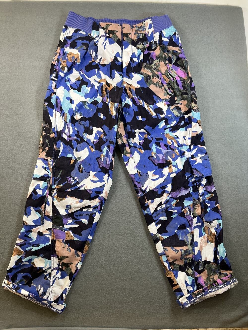 NEW Free People Movement Mesmerize Me Pants Large Violet Camo Women’s